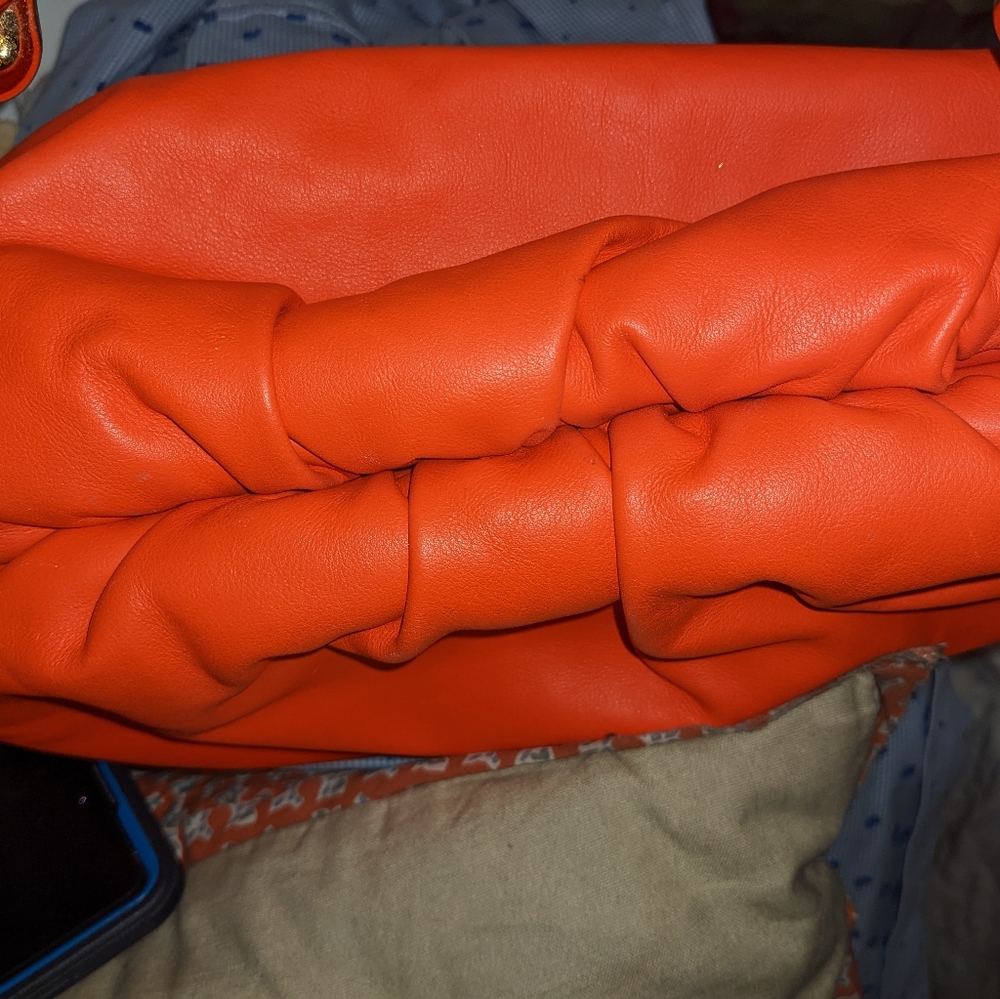 Bottega Veneta orange chain pouch bag - Picture 12 of 14